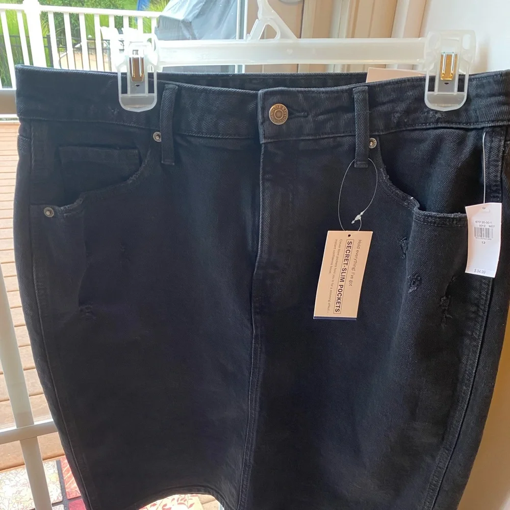 Old Navy NWT blackk jean denim skirt Sz 12 - Picture 1 of 5
